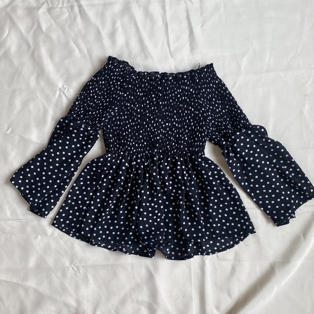 QED London Polka Dot Off Shoulder Top - Picture 3 of 9